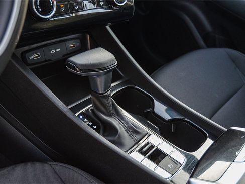 Certified 2023 Hyundai Tucson SE image 19