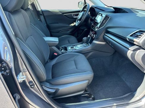 Certified 2023 Subaru Forester Premium AWD/4WD image 20