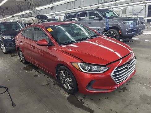 Used 2017 Hyundai Elantra SE FWD image 4