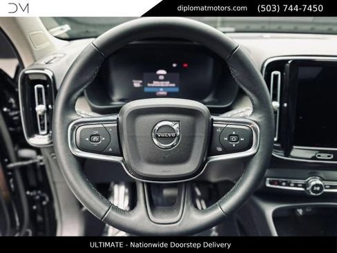 Used 2023 Volvo XC40 B5 Ultimate AWD/4WD image 27