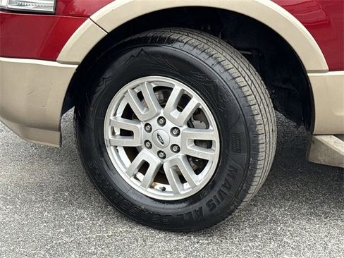 Used 2013 Ford Expedition XLT image 35