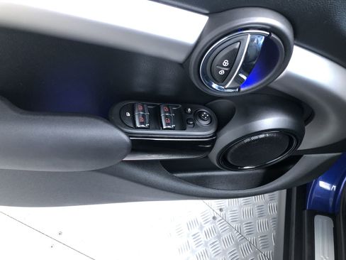 Used 2019 MINI Cooper S image 12