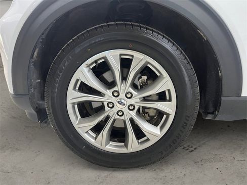 Certified 2024 Ford Explorer Limited image 26