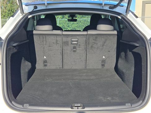 Used 2023 Tesla Model Y Performance image 25
