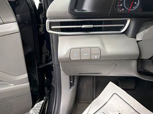 Used 2023 Hyundai Elantra SEL w/ Preferred Accessory Package FWD image 29