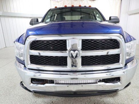 Used 2016 RAM 2500 Tradesman w/ Chrome Appearance Group image 7