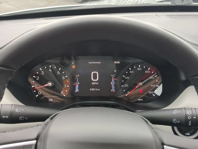 Used 2025 Jeep Compass Limited AWD/4WD image 29