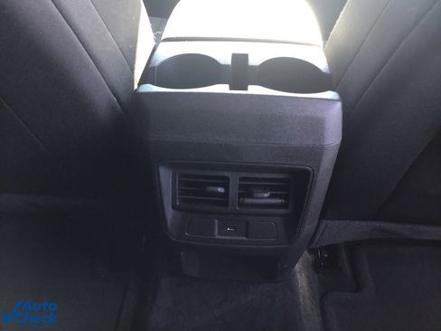 Used 2025 Chevrolet Colorado LT w/ Advanced Trailering Package image 15