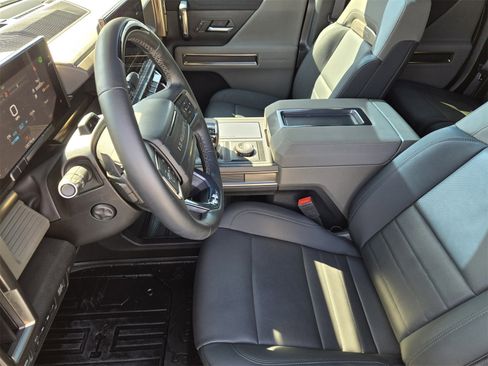 Used 2024 GMC Hummer EV 3X image 13