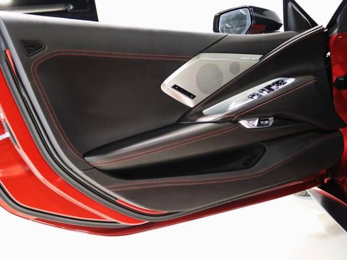 Used 2022 Chevrolet Corvette 3LT w/ Z51 Performance Package image 45