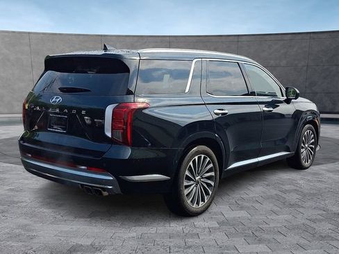 Certified 2024 Hyundai Palisade Calligraphy AWD/4WD image 2