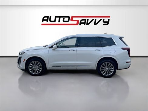 Used 2022 Cadillac XT6 Premium Luxury image 4