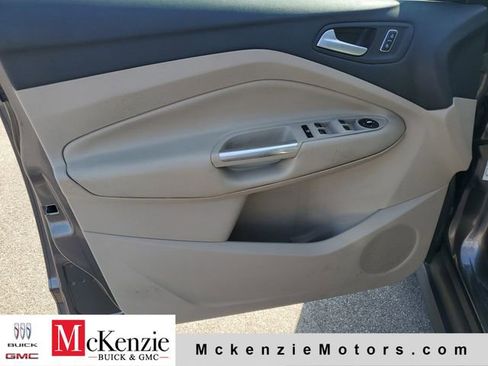 Used 2014 Ford C-MAX SEL w/ Equipment Group 301A FWD image 9