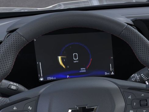 New 2025 Chevrolet Trax RS w/ Sunroof Package image 18