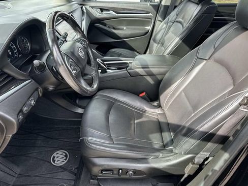 Used 2019 Buick Enclave Avenir w/ Avenir Technology Package AWD/4WD image 19