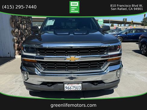 Used 2017 Chevrolet Silverado 1500 LT w/ LT Eassist Package AWD/4WD image 2