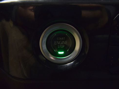 Used 2023 Chevrolet Silverado 1500 LT image 34