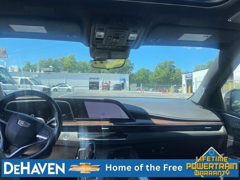 Used 2022 Cadillac Escalade Sport Platinum AWD/4WD image 32