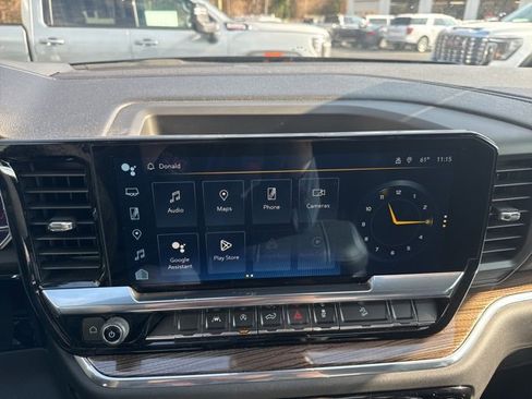 Used 2024 Chevrolet Silverado 1500 RST image 17