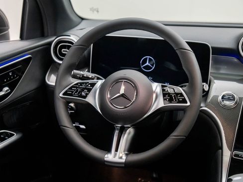 New 2026 Mercedes-Benz GLC 300 GLC 300 image 11