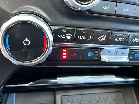 Used 2023 Ford F150 Lariat w/ Equipment Group 502A High image 29