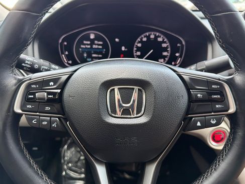 Used 2022 Honda Accord EX-L image 11