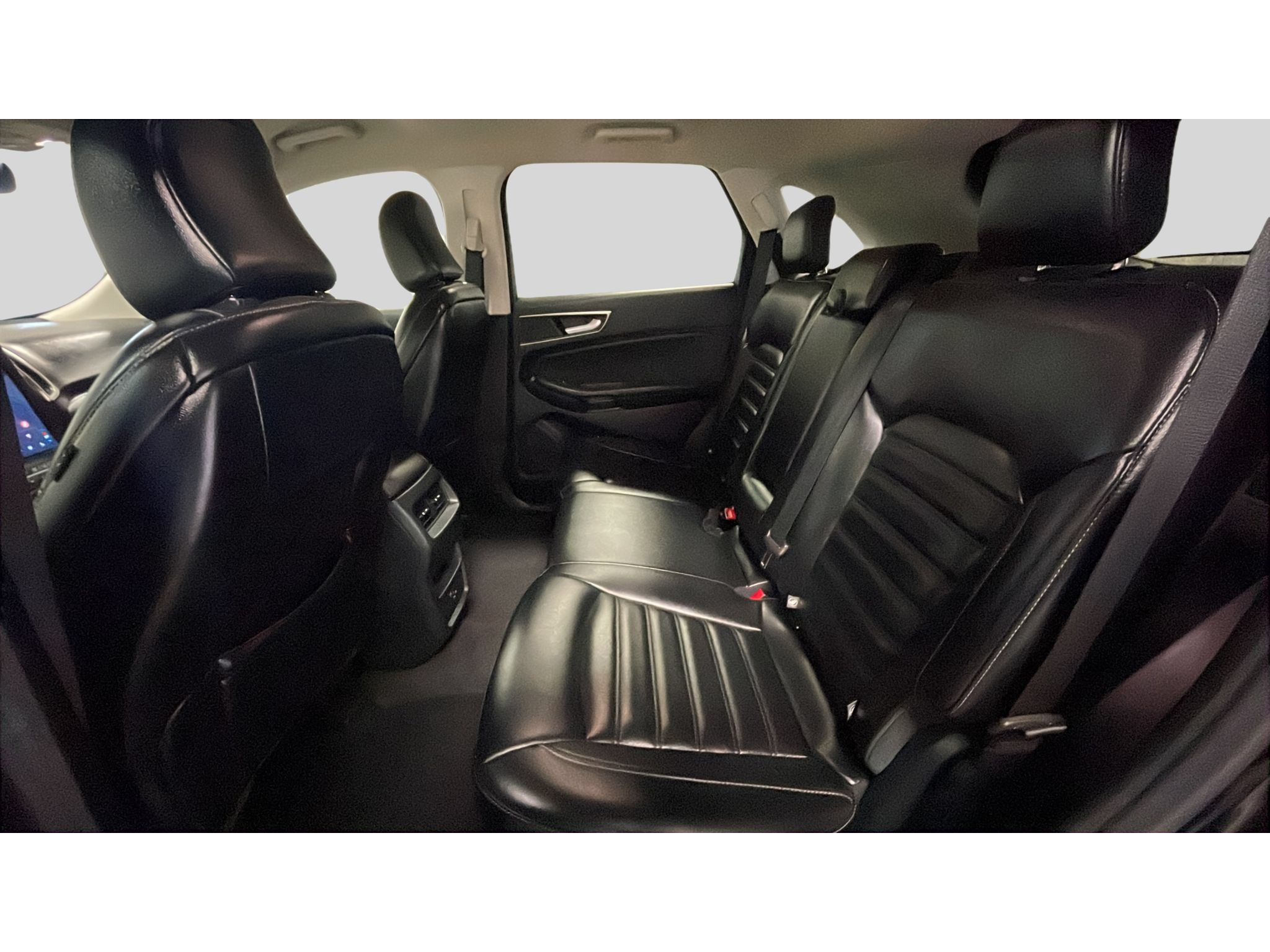 Used 2022 Ford Edge SEL AWD/4WD image 14