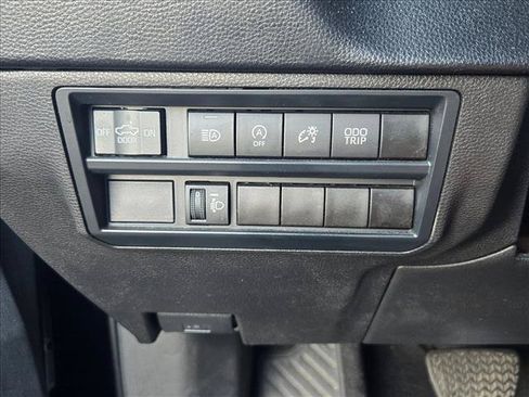 Used 2025 Toyota Tundra SR AWD/4WD image 19