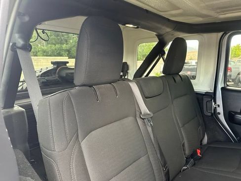 Used 2020 Jeep Wrangler Unlimited Sport AWD/4WD image 19