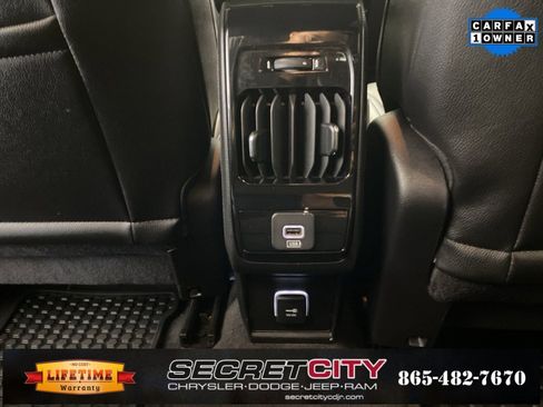 Used 2025 Jeep Compass Latitude w/ Altitude Special Edition image 26
