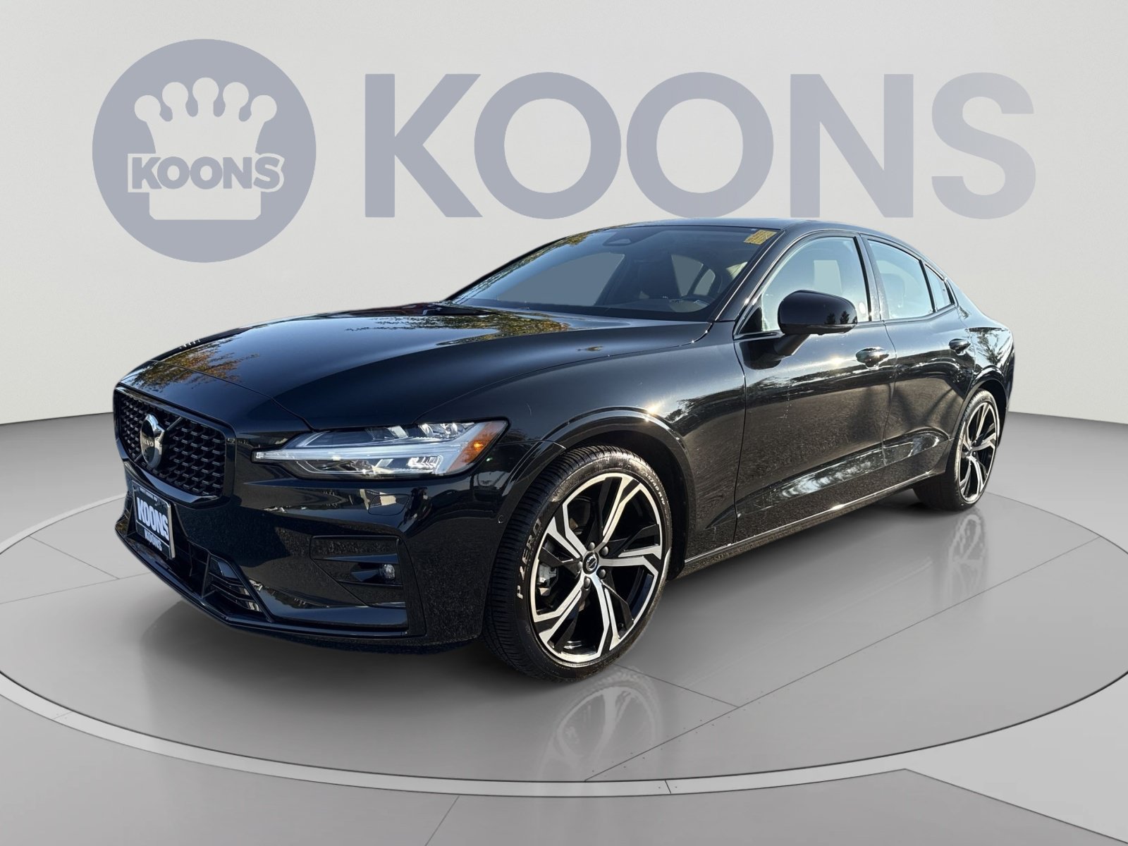 Used 2024 Volvo S60 B5 Plus w/ Climate Package AWD/4WD image 1
