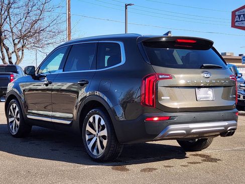 Used 2021 Kia Telluride EX w/ EX Premium Package image 7
