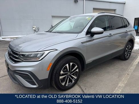 Used 2024 Volkswagen Tiguan S image 1