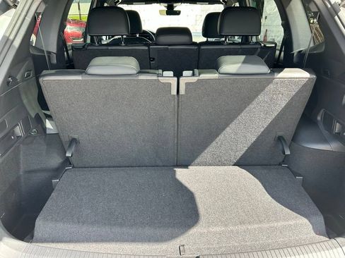 Certified 2024 Volkswagen Tiguan SE R-Line FWD image 48