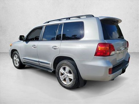 Used 2013 Toyota Land Cruiser AWD/4WD image 7