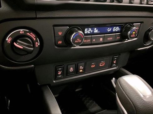 New 2026 Nissan Frontier SV w/ SV Convenience Package AWD/4WD image 30