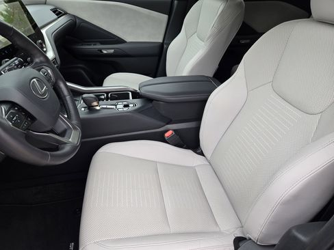 Used 2025 Lexus TX 350 AWD w/ Technology Package image 7