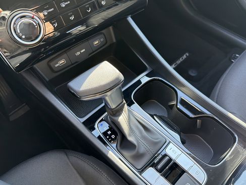 Used 2024 Hyundai Tucson SE image 28