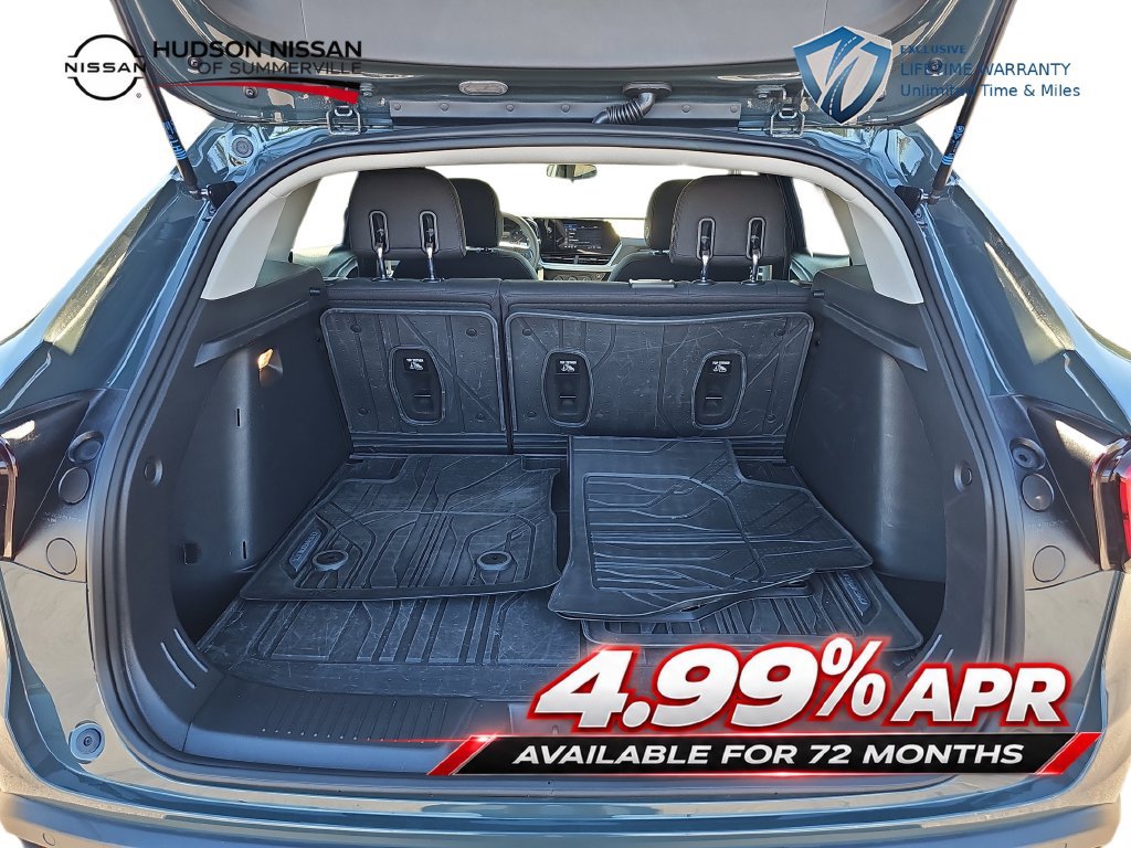 Used 2025 Chevrolet Trax LS w/ LS Convenience Package FWD image 30