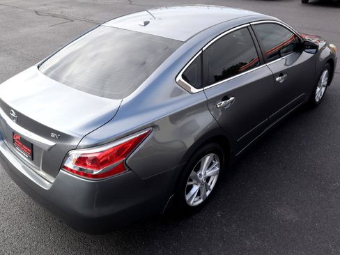 Used 2015 Nissan Altima 2.5 SV image 13