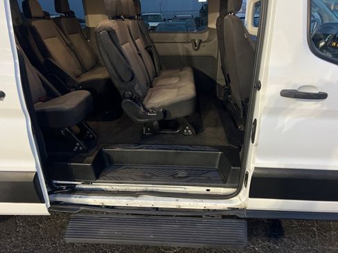Used 2021 Ford Transit 350 XLT image 12