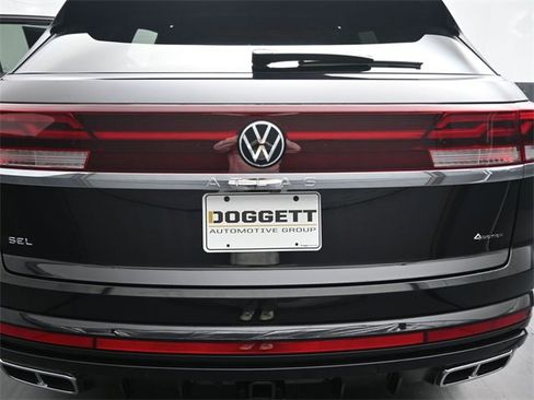 New 2026 Volkswagen Atlas Cross Sport SEL Premium R-Line image 12