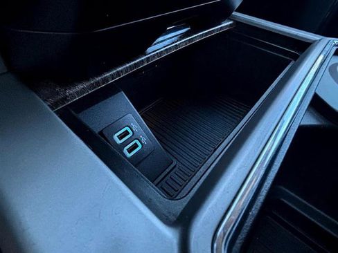 Used 2017 Ford F250 Lariat w/ Lariat Ultimate Package image 26