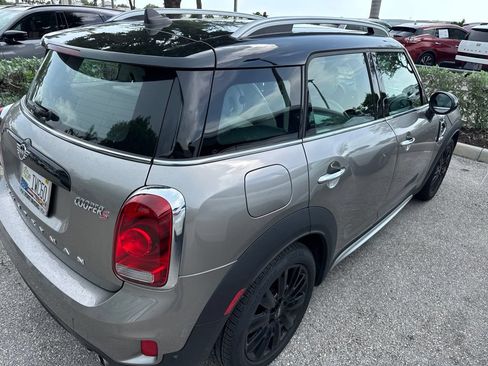 Used 2019 MINI Cooper Countryman S w/ Driver Assistance Package FWD image 3