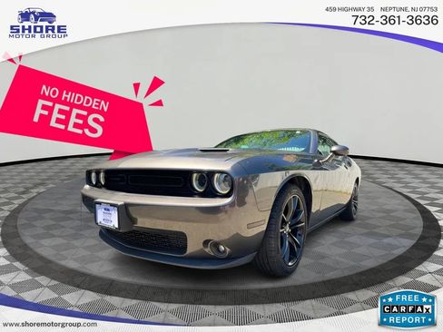 Used 2017 Dodge Challenger SXT Plus RWD image 1