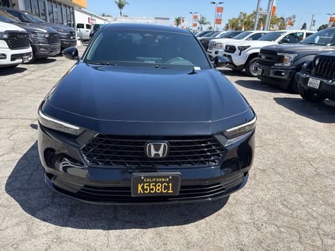 Used 2025 Honda Accord Sport image 5