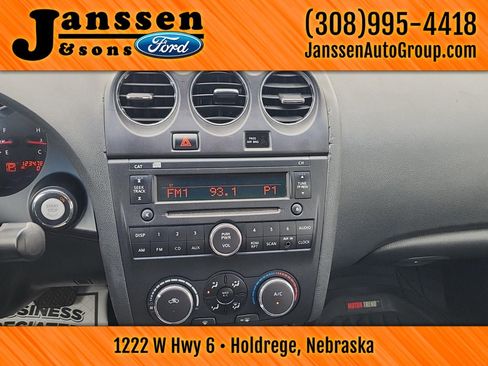 Used 2010 Nissan Altima 2.5 S w/ Convenience Pkg FWD image 21