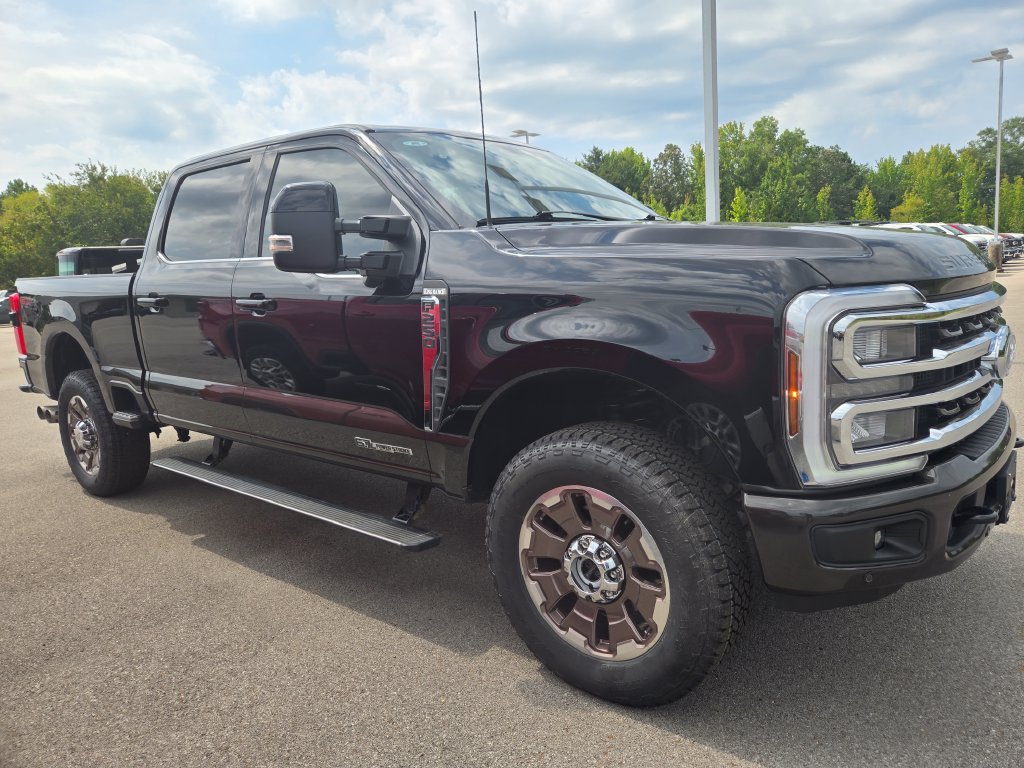 Used 2024 Ford F250 King Ranch AWD/4WD image 2