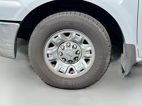 Used 2015 Nissan NV 3500 SV image 15