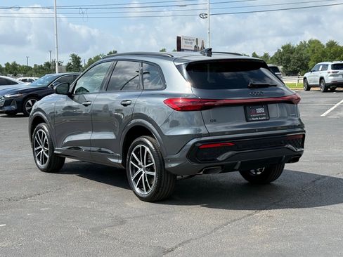 New 2026 Audi Q5 Premium Plus image 7